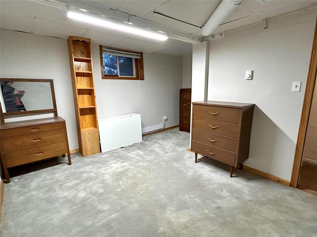 1252 5 Street, Brandon, MB - Indoor