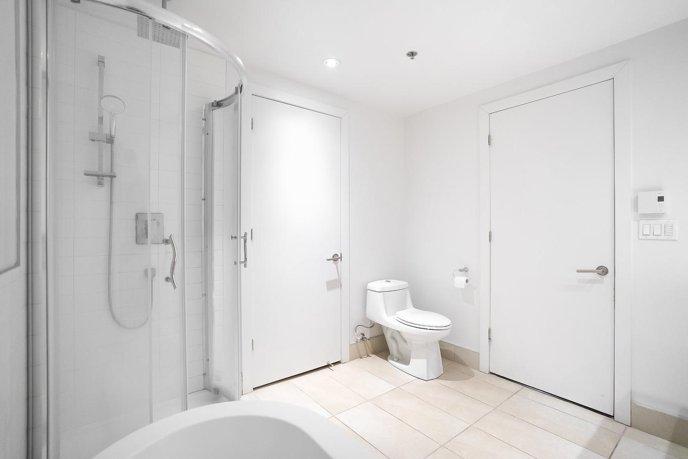 Salle de bains - 806-1199 Rue Bishop, Montréal (Ville-Marie), QC - Indoor Photo Showing Bathroom