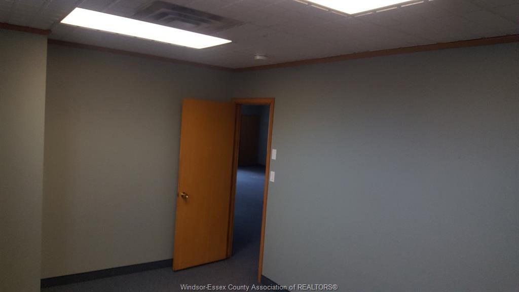 201-1060 University Avenue West, Windsor, ON