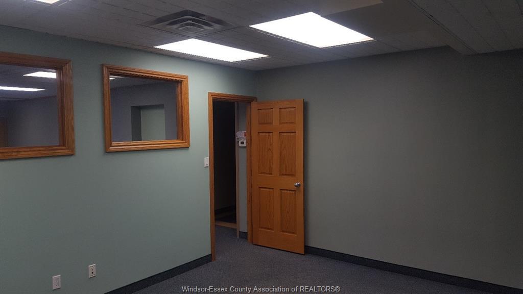 201-1060 University Avenue West, Windsor, ON