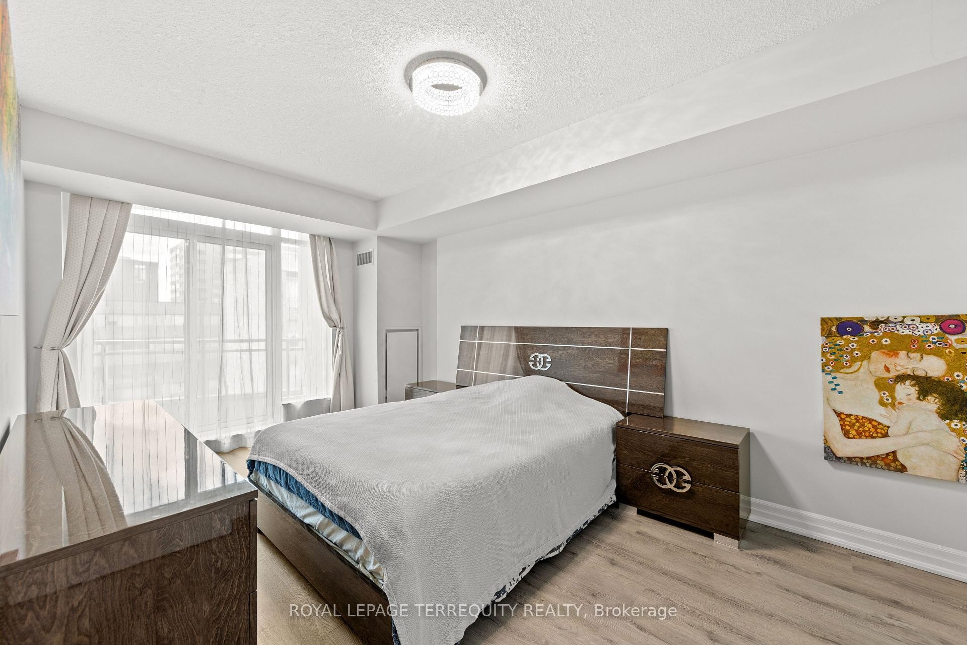 1410-8 Scollard Street, Toronto, ON - Indoor Photo Showing Bedroom