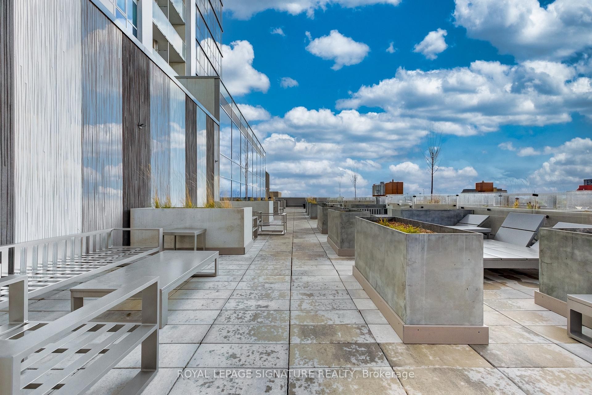 3901-60 Frederick Street, Kitchener, ON - Outdoor