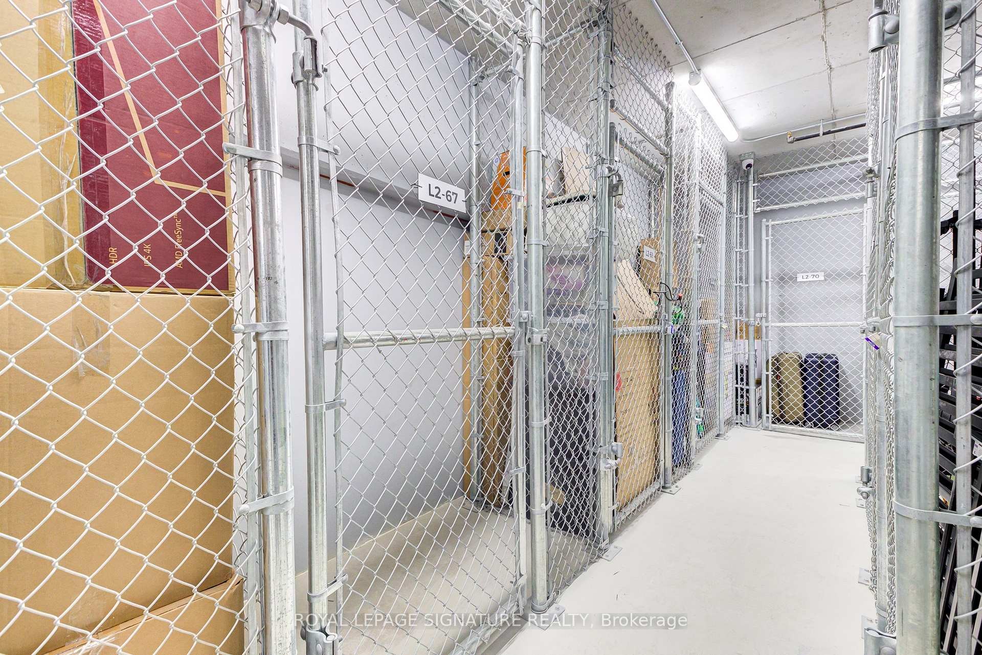 3901-60 Frederick Street, Kitchener, ON - Indoor