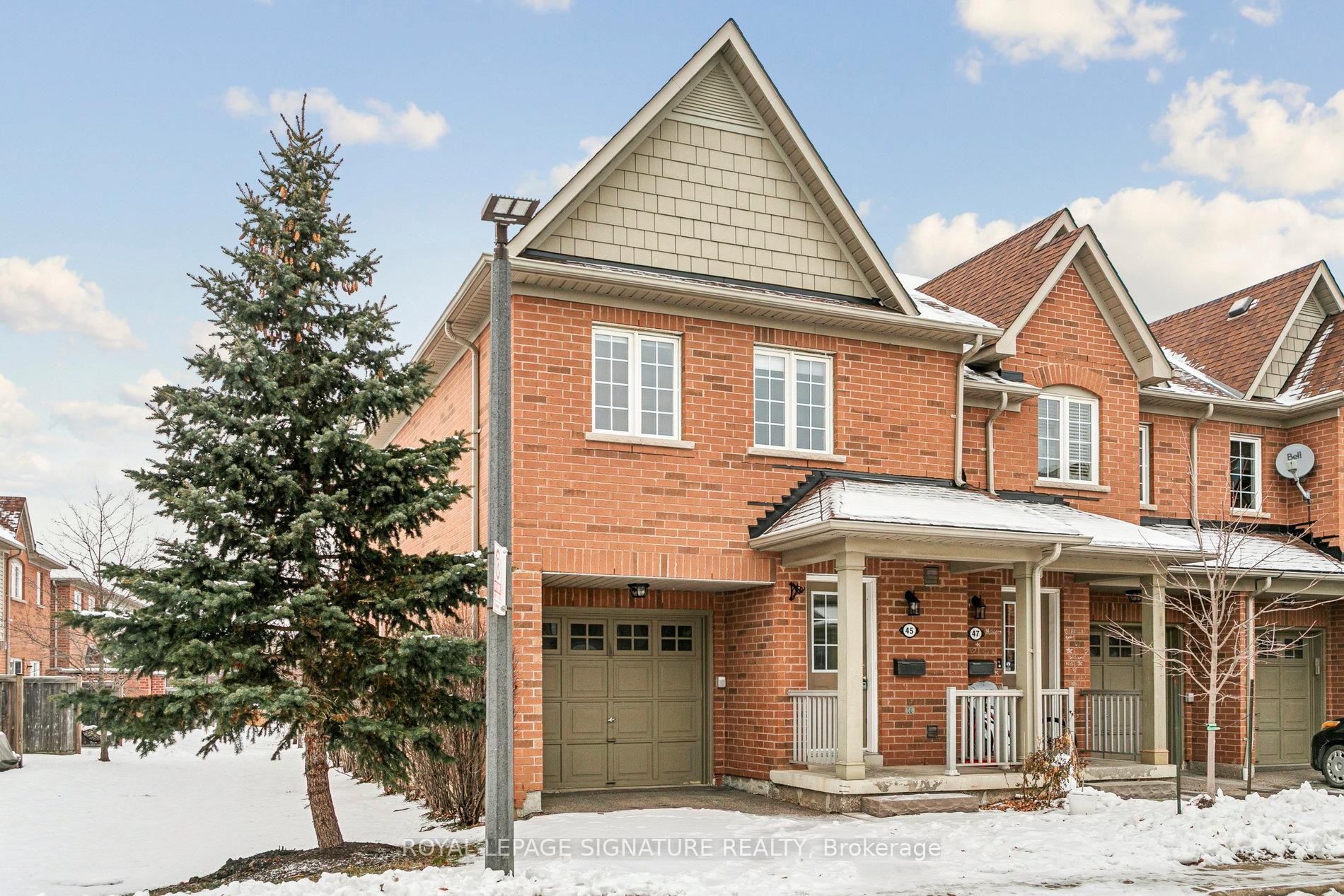 45-3950 Erin Centre Boulevard, Mississauga, ON - Outdoor With Facade