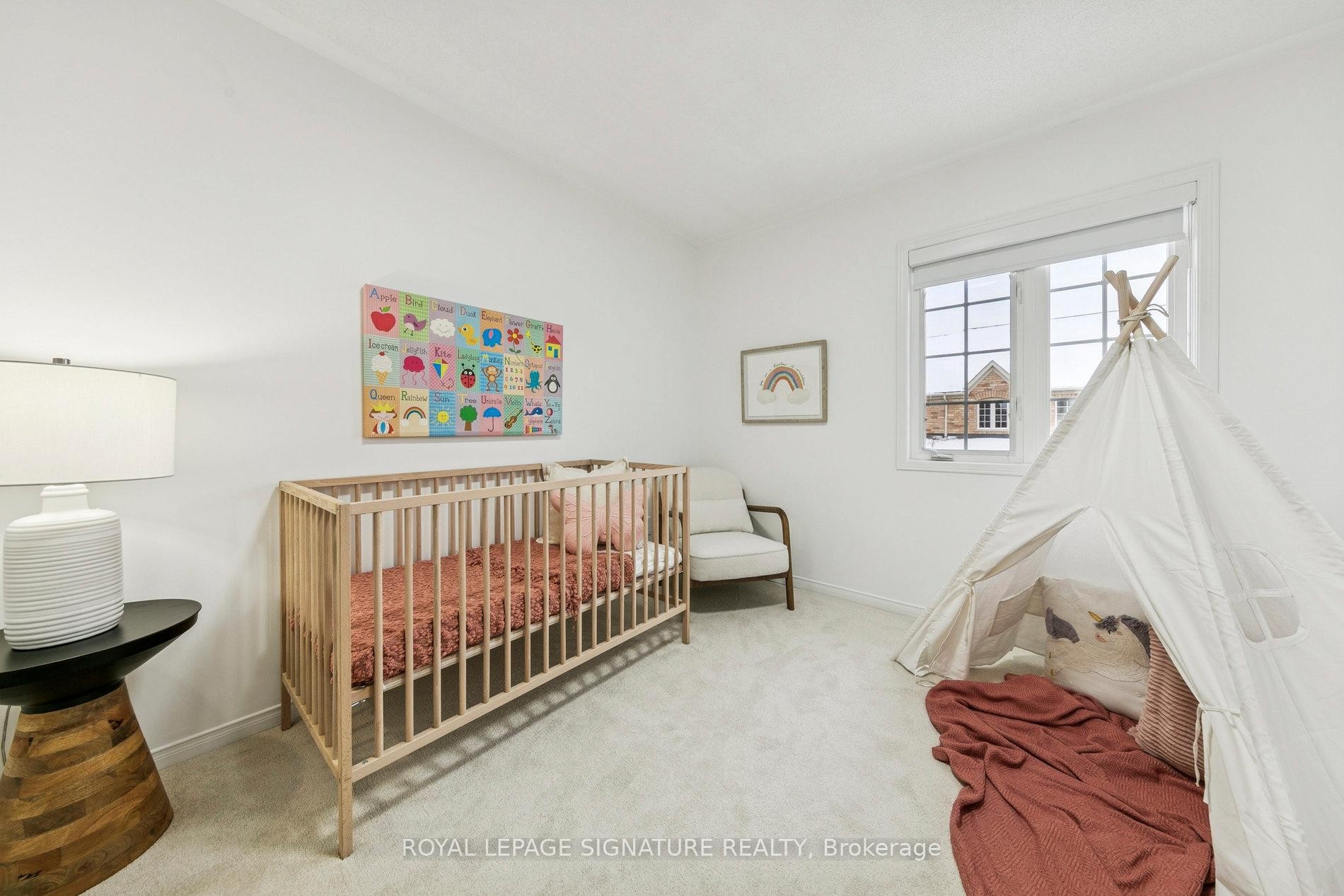 45-3950 Erin Centre Boulevard, Mississauga, ON - Indoor Photo Showing Bedroom