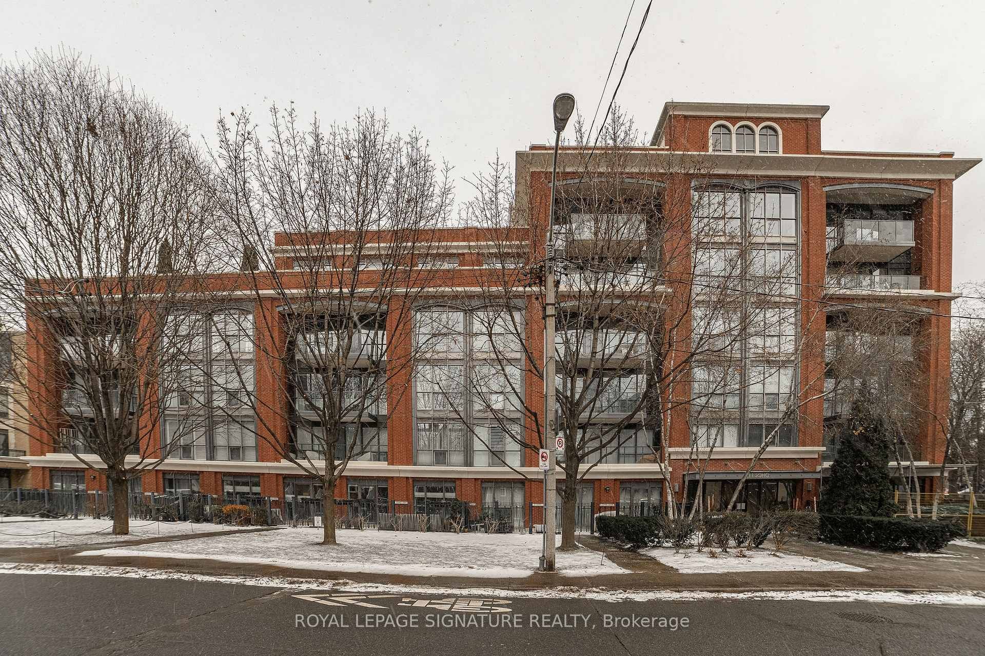 402-11 Soho Street, Toronto, ON - Outdoor