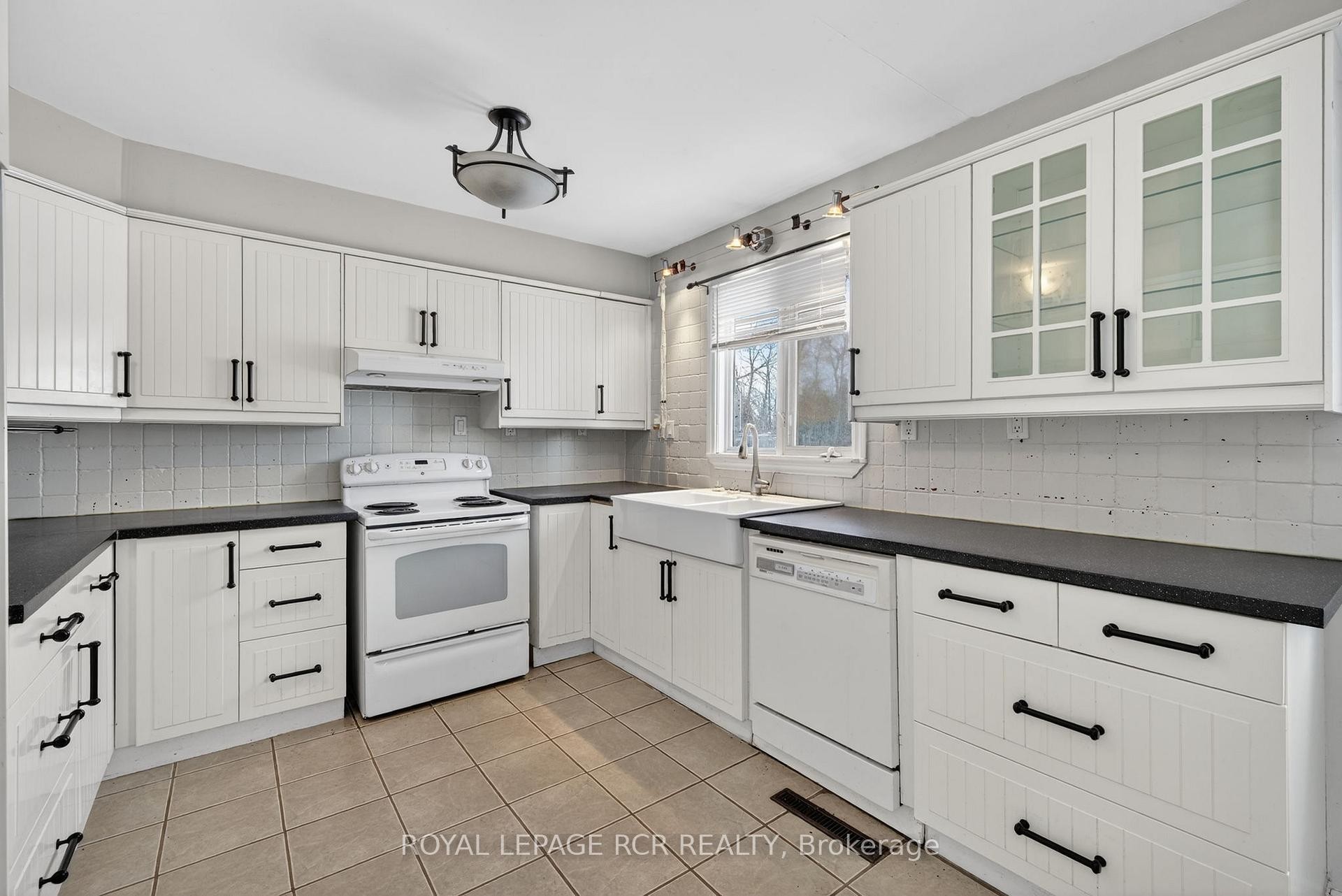 3 Starrview Crescent, Mono, ON - Indoor Photo Showing Kitchen