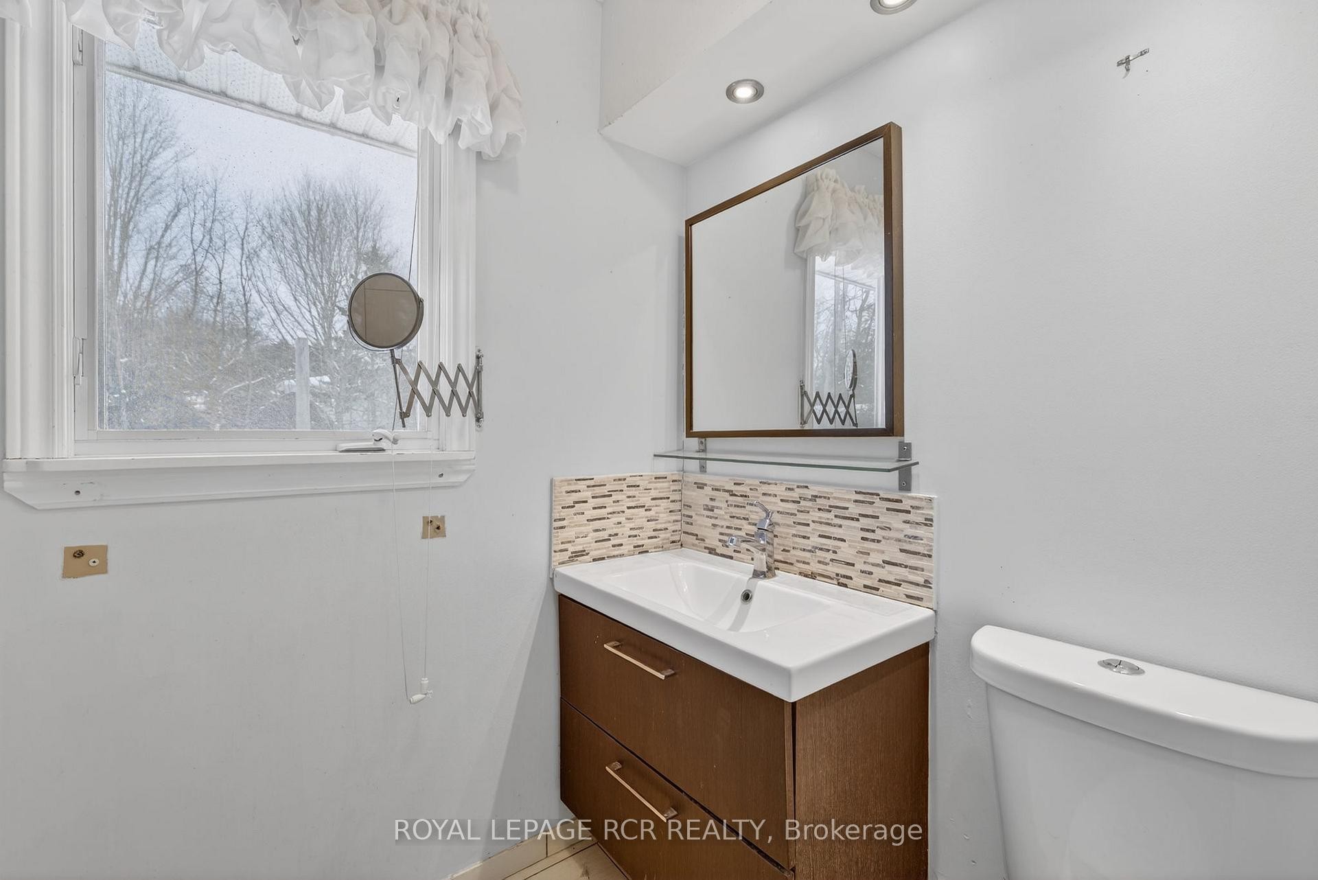 3 Starrview Crescent, Mono, ON - Indoor Photo Showing Bathroom