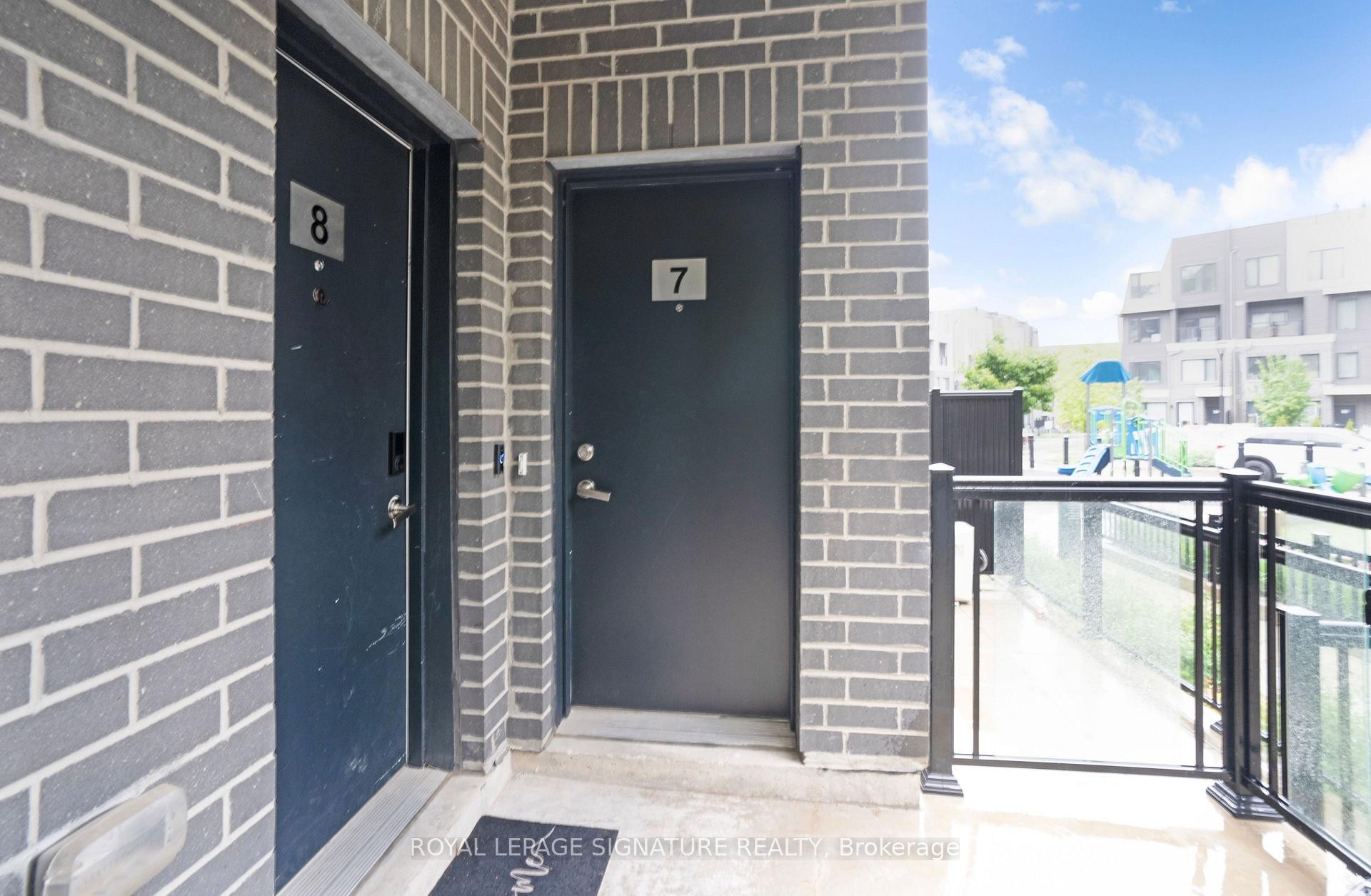 7-3492 Widdicombe Way, Mississauga, ON - Outdoor With Exterior