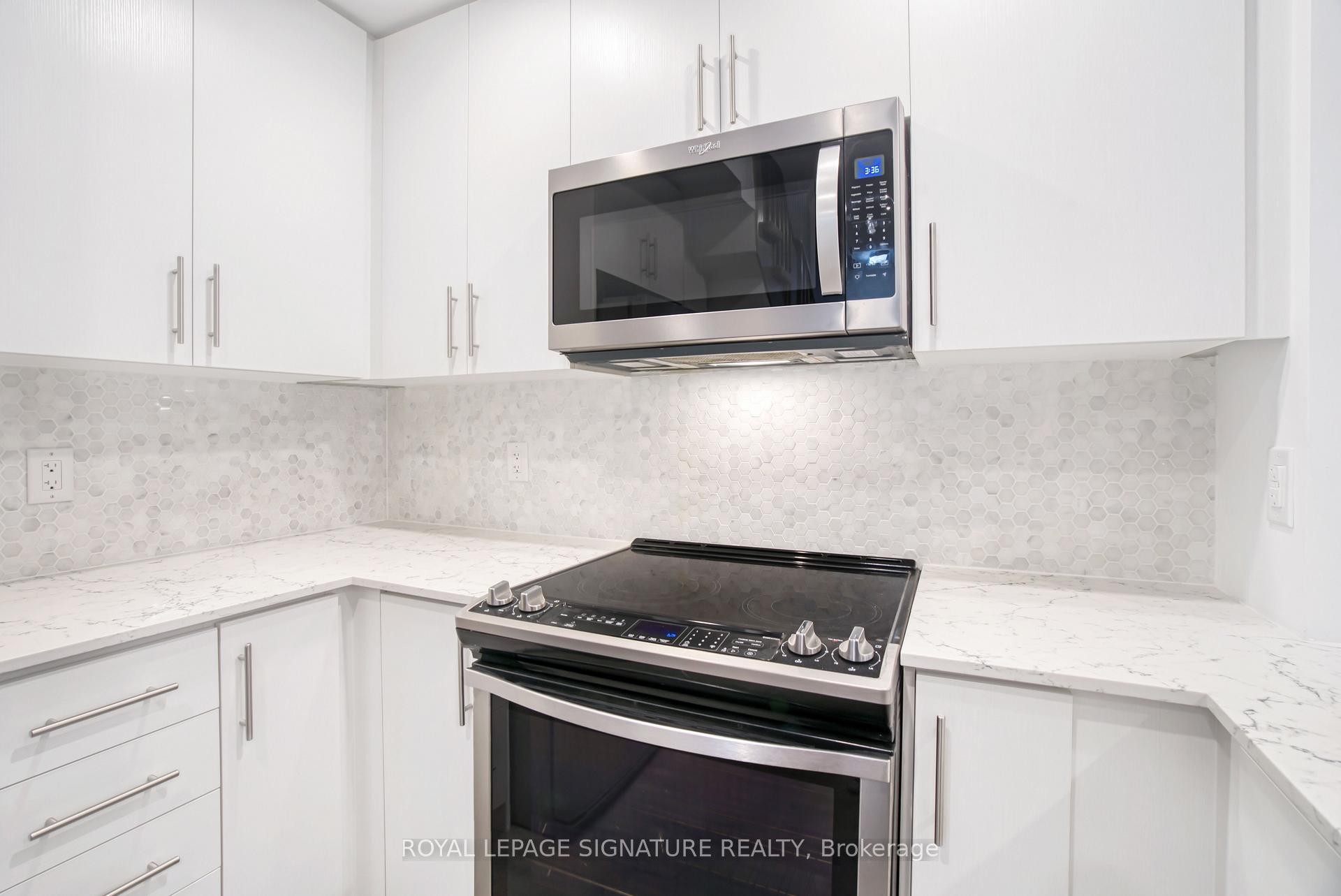 7-3492 Widdicombe Way, Mississauga, ON - Indoor Photo Showing Kitchen
