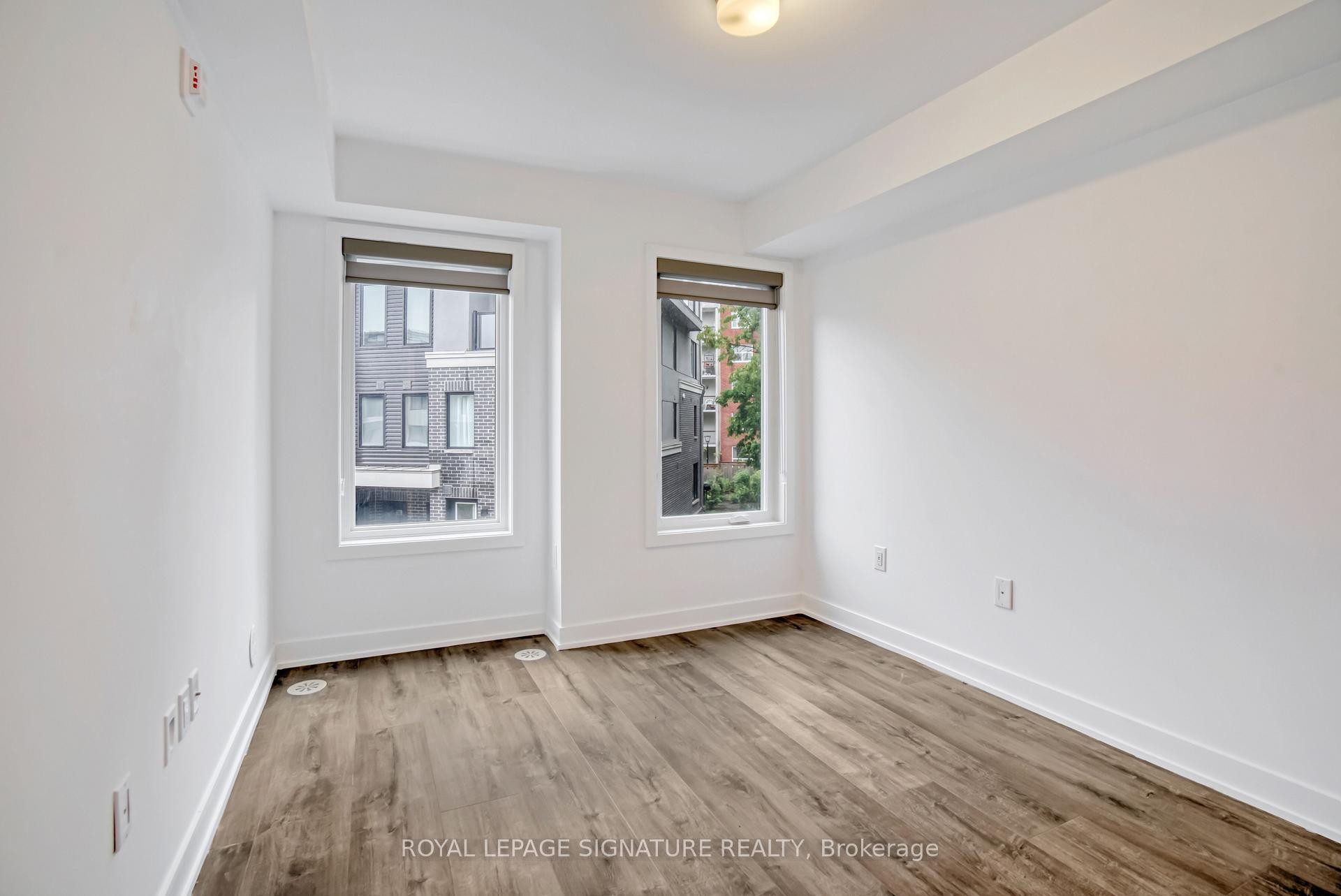 7-3492 Widdicombe Way, Mississauga, ON - Indoor Photo Showing Other Room