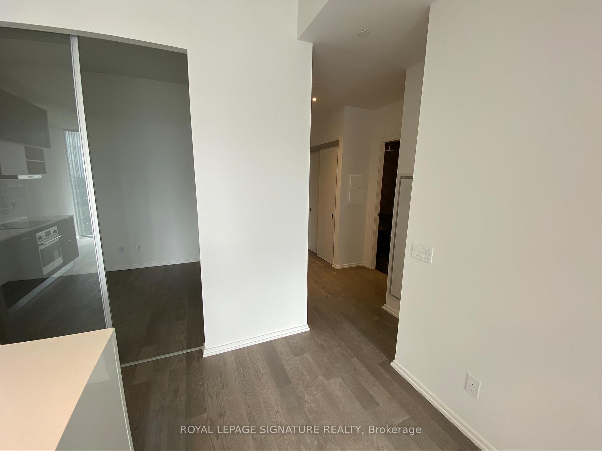 1613-5 Soudan Avenue, Toronto, ON - Indoor