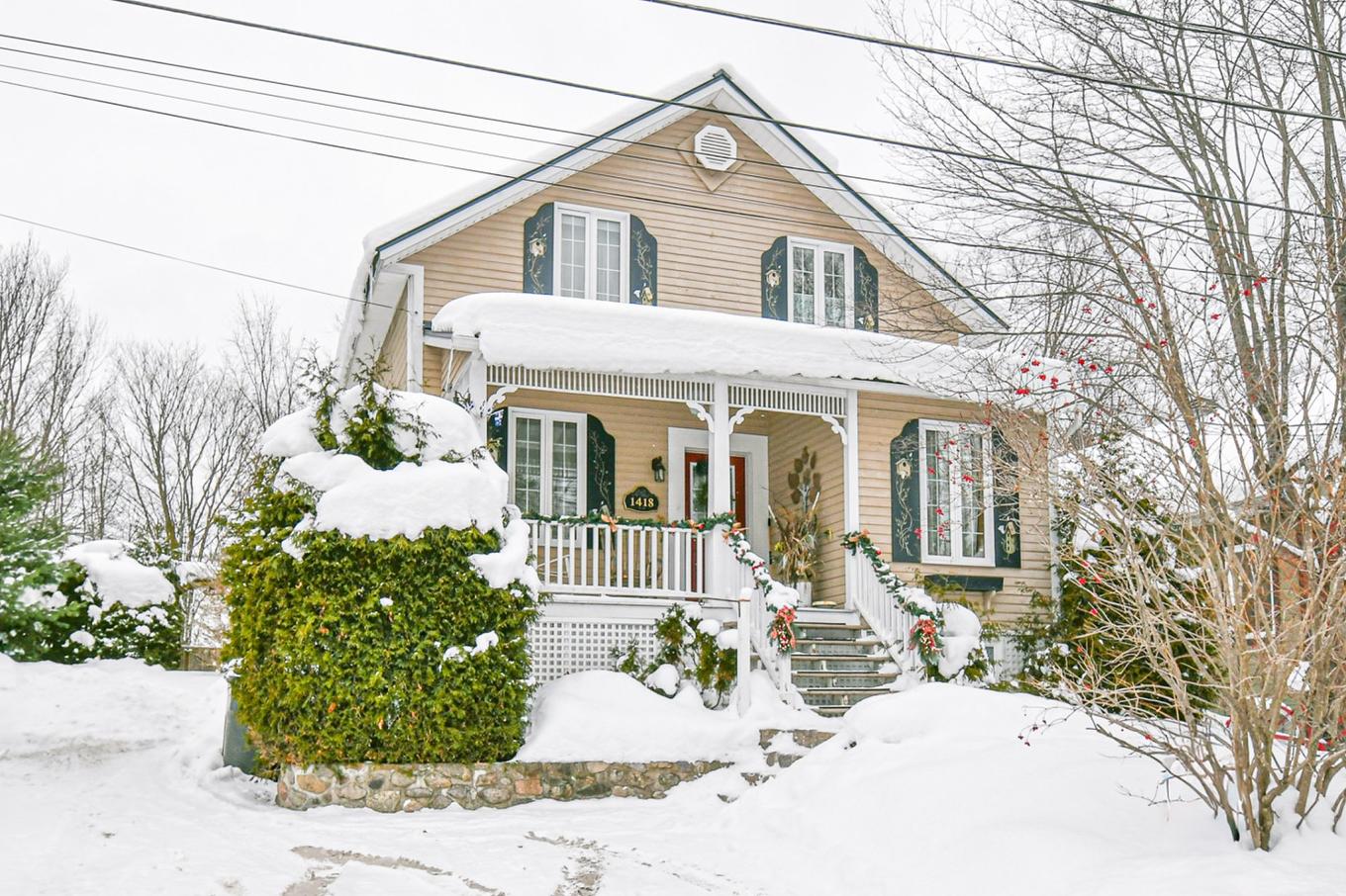 Façade - 1418 Rue Labelle, Sainte-Adèle, QC - Outdoor With Deck Patio Veranda With Facade