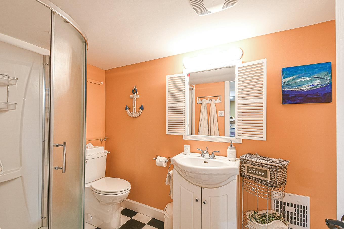 Salle de bains - 1418 Rue Labelle, Sainte-Adèle, QC - Indoor Photo Showing Bathroom