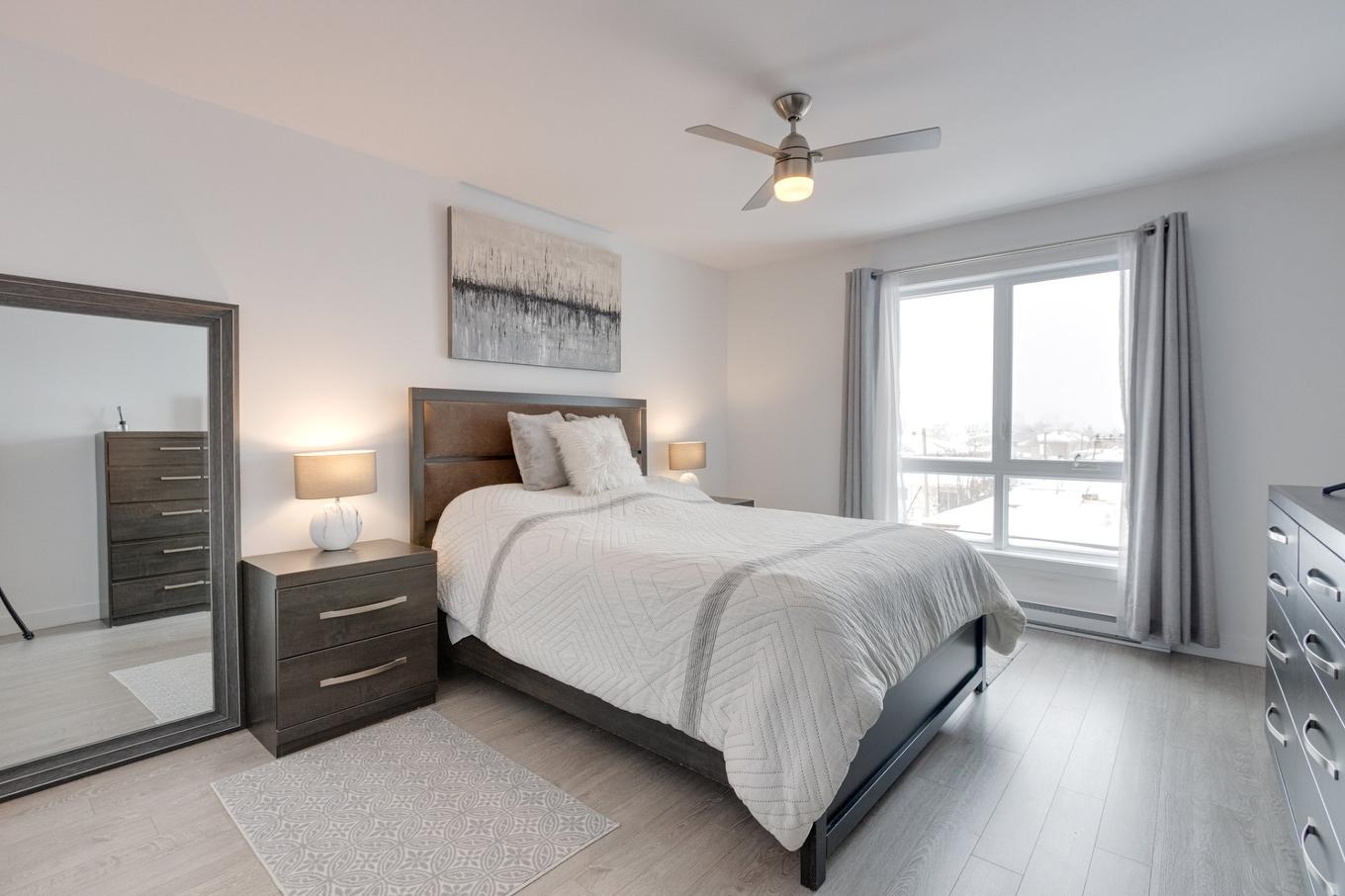 Chambre à coucher principale - 215-3685 Rue Fleury E., Montréal (Montréal-Nord), QC - Indoor Photo Showing Bedroom