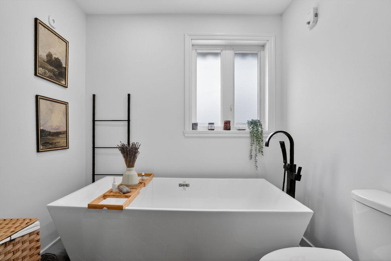 Salle de bains - 813 Rue Beauchesne, Repentigny (Repentigny), QC - Indoor Photo Showing Bathroom