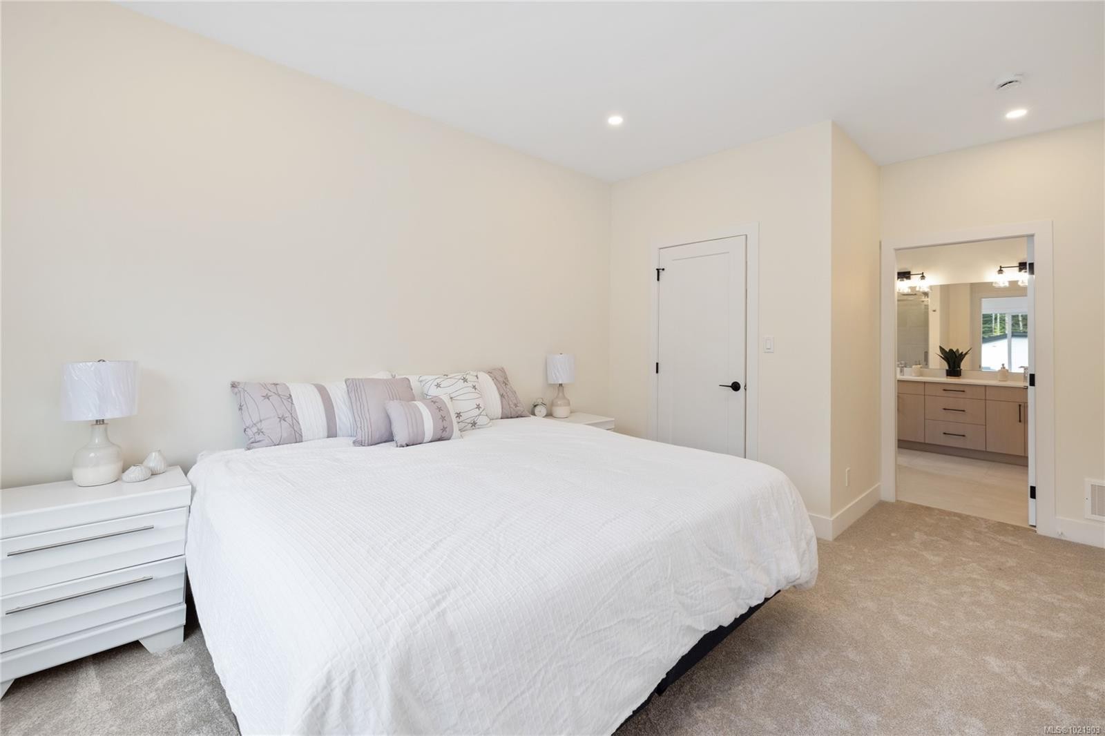 7146 Elkridge Rd, Lake Cowichan, BC