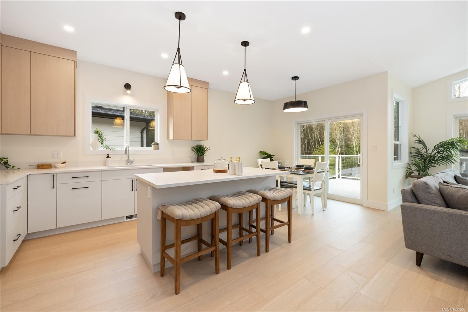 7146 Elkridge Rd, Lake Cowichan, BC