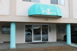 203-300 Bundock Ave Duncan, BC V9L 3N9