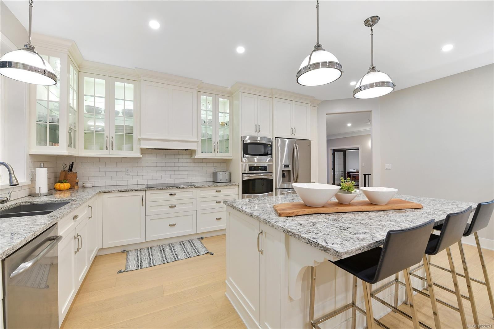 1238 Bluebell Pl, North Saanich, BC