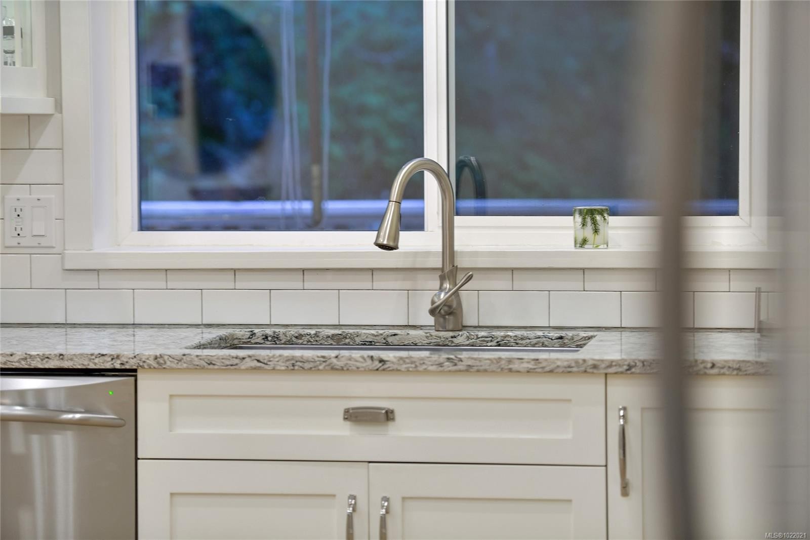 1238 Bluebell Pl, North Saanich, BC