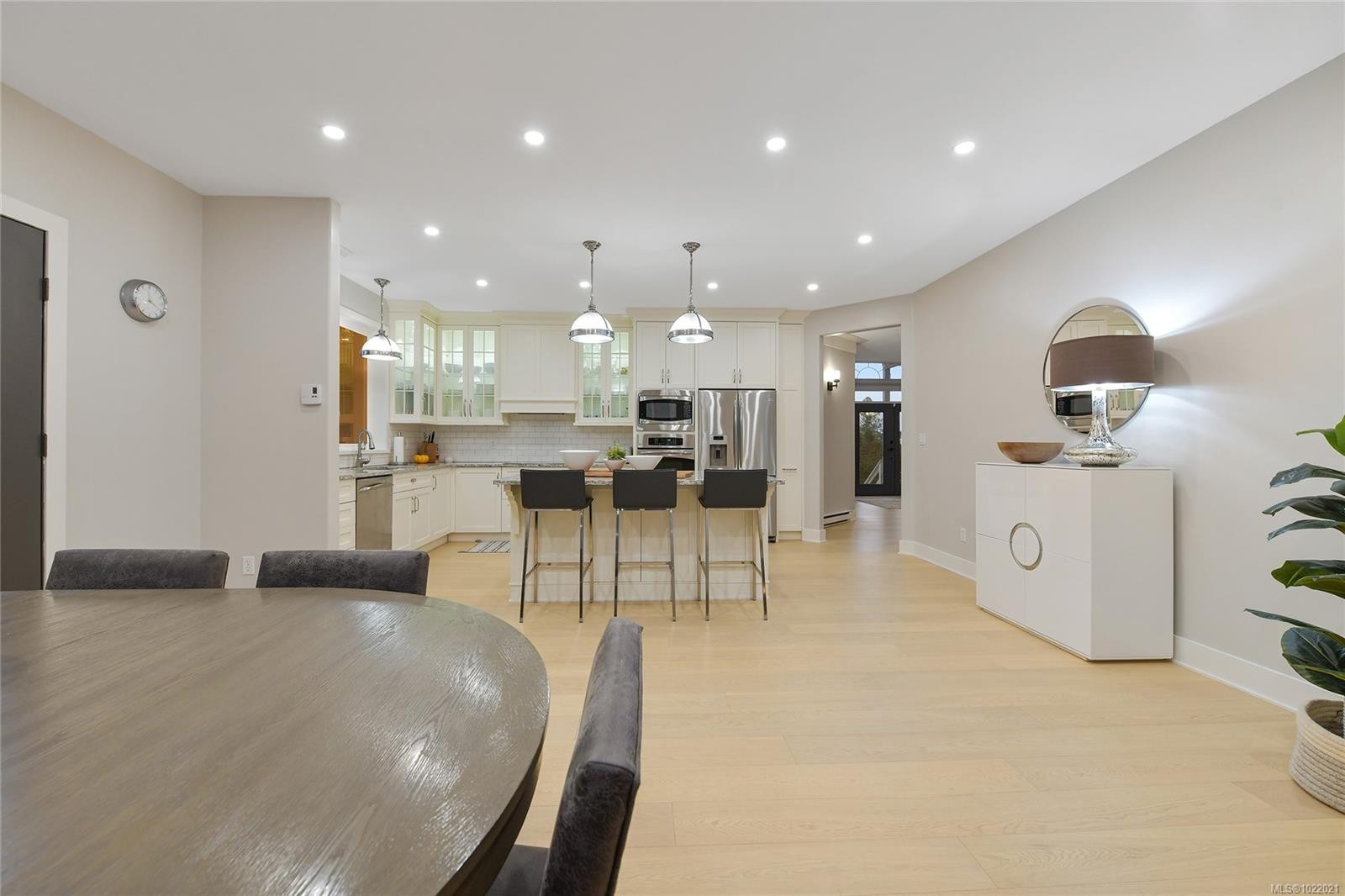 1238 Bluebell Pl, North Saanich, BC