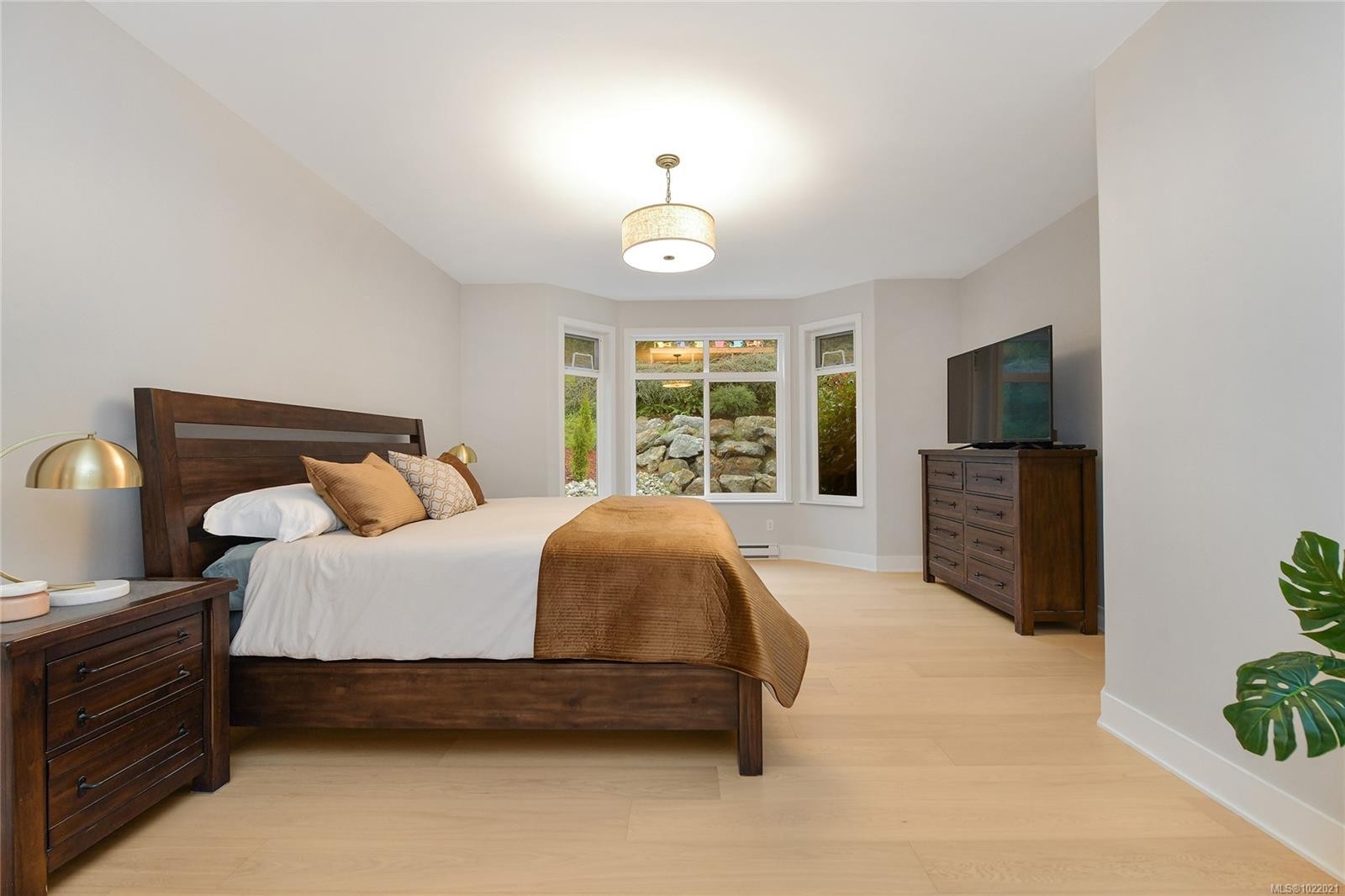 1238 Bluebell Pl, North Saanich, BC