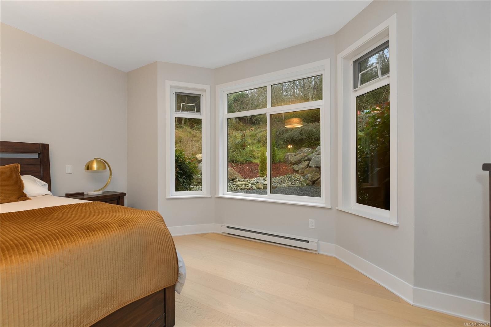 1238 Bluebell Pl, North Saanich, BC