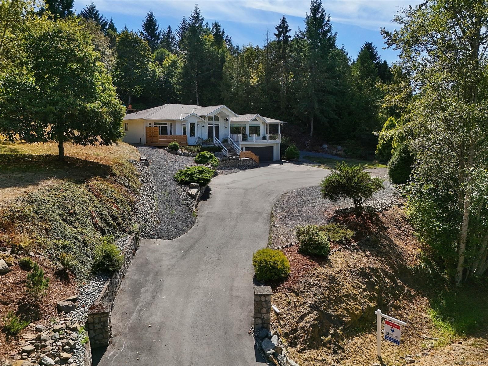 1238 Bluebell Pl, North Saanich, BC