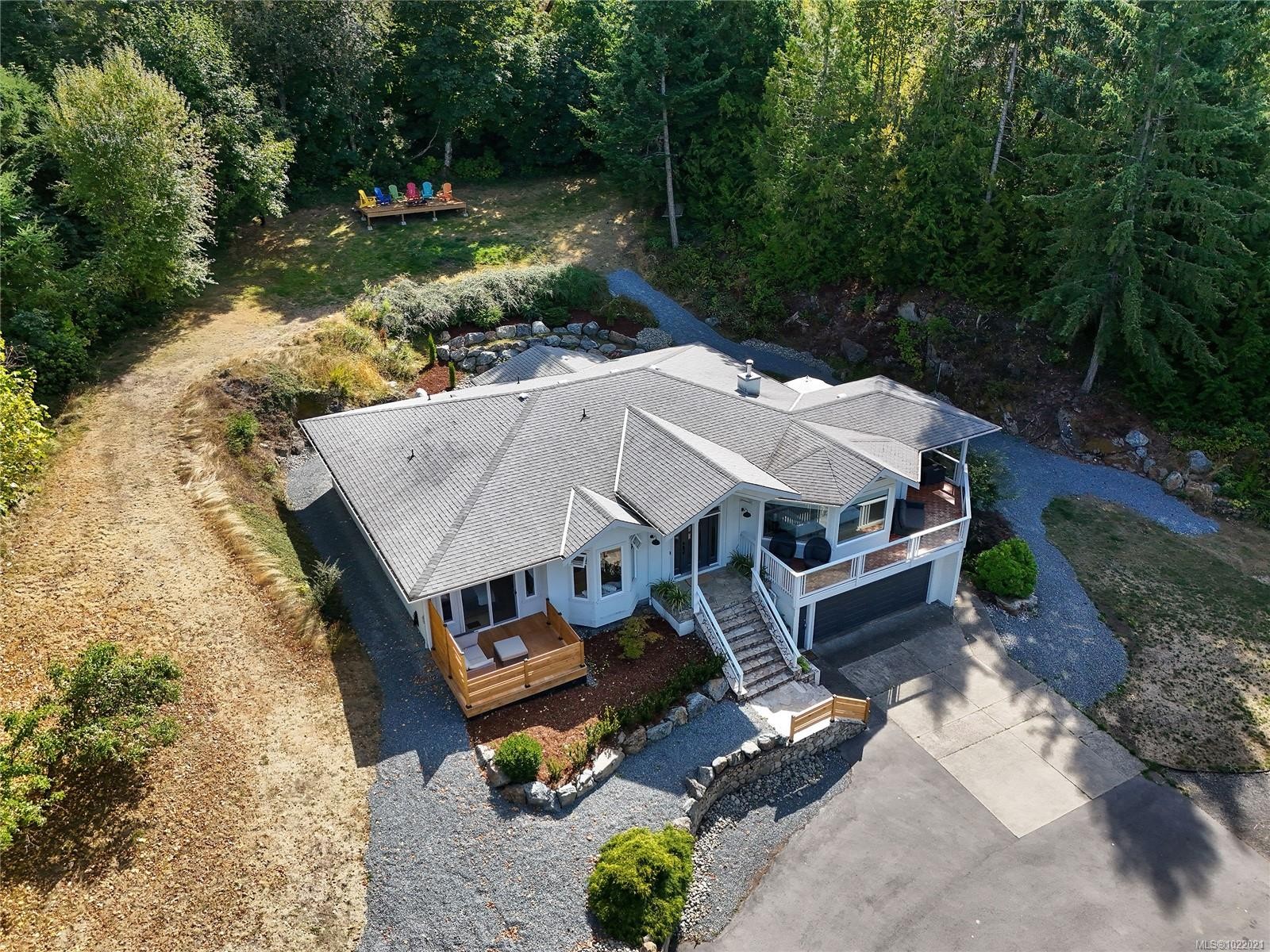 1238 Bluebell Pl, North Saanich, BC