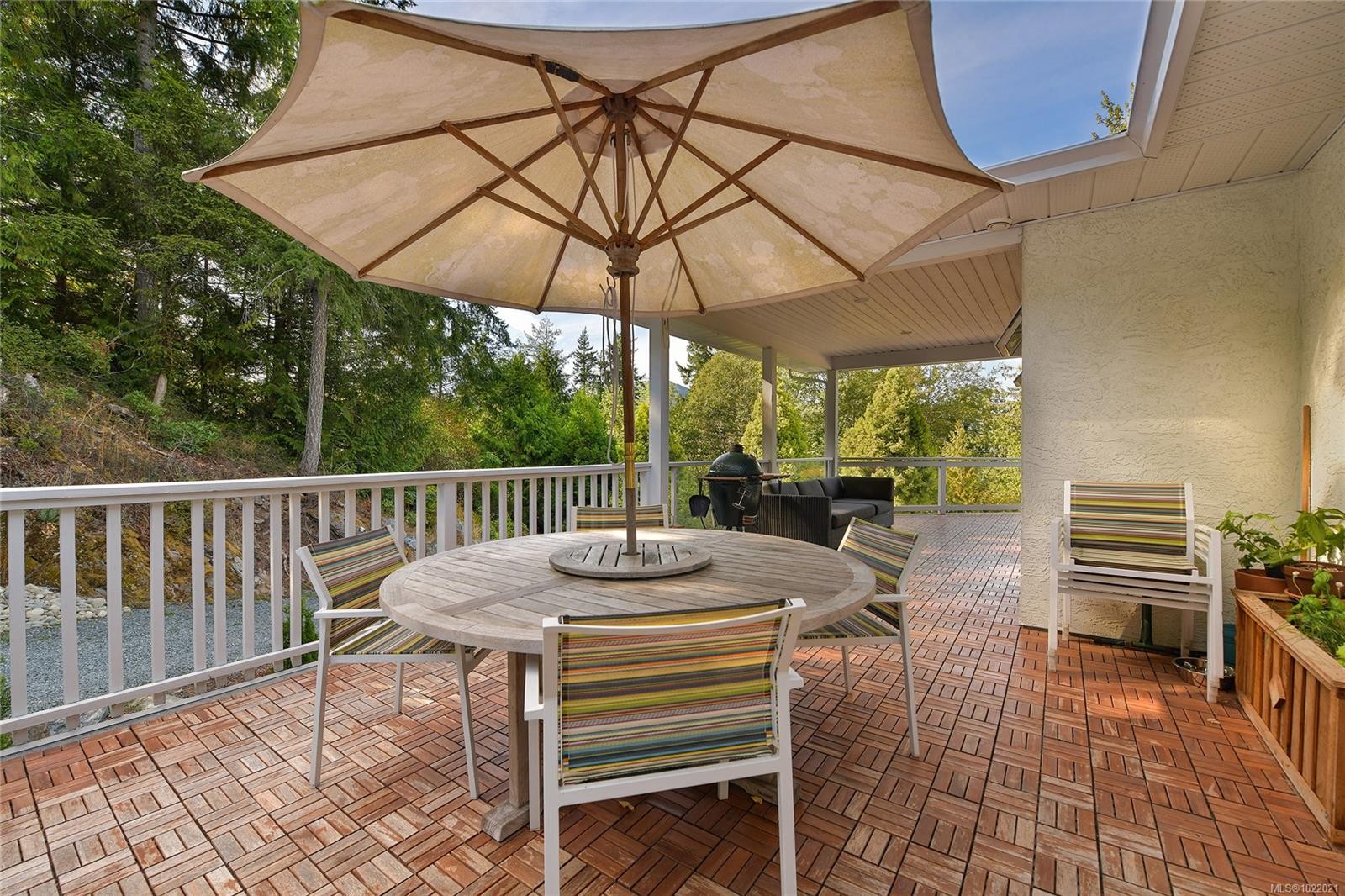 1238 Bluebell Pl, North Saanich, BC