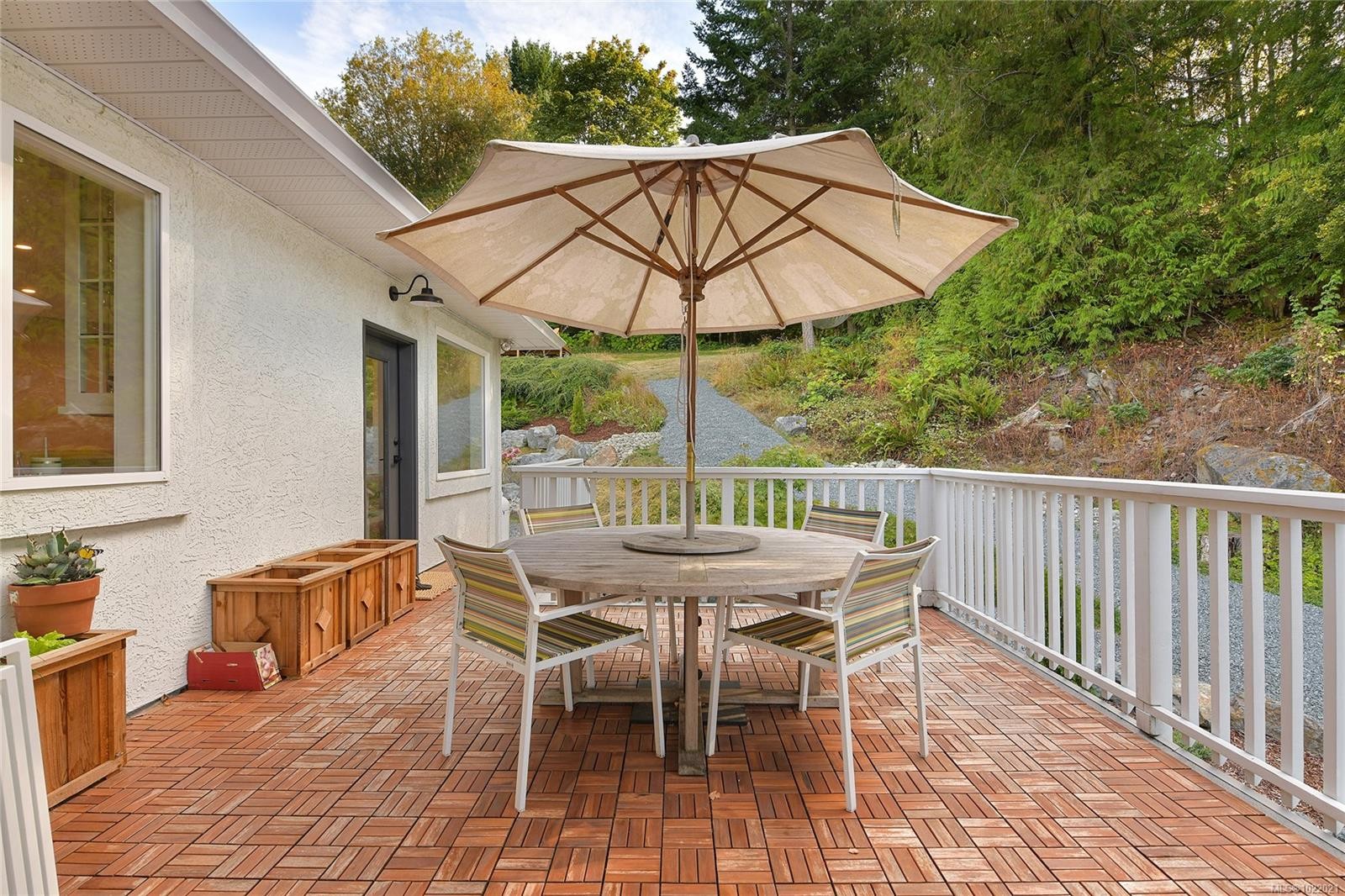 1238 Bluebell Pl, North Saanich, BC