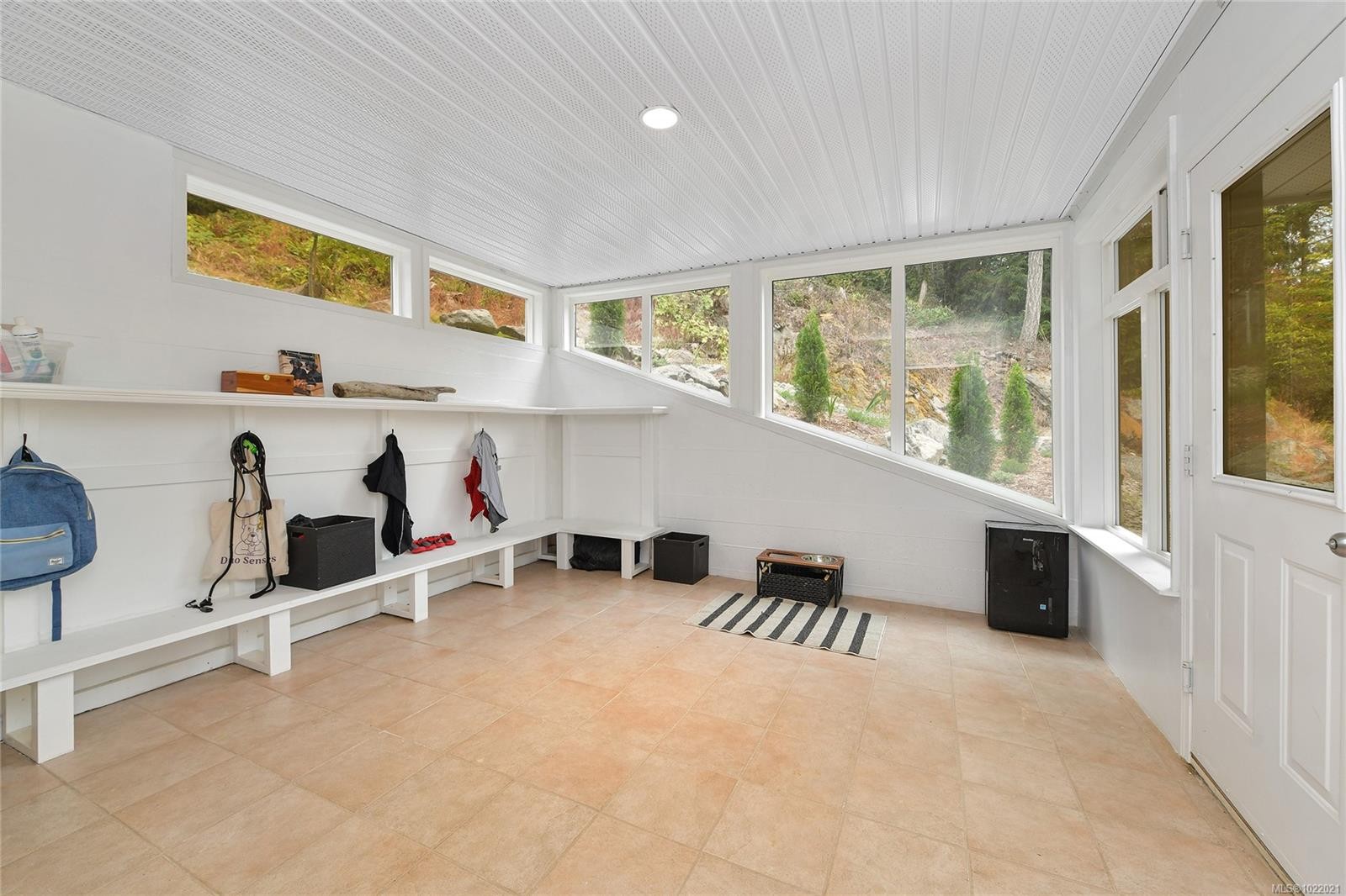 1238 Bluebell Pl, North Saanich, BC