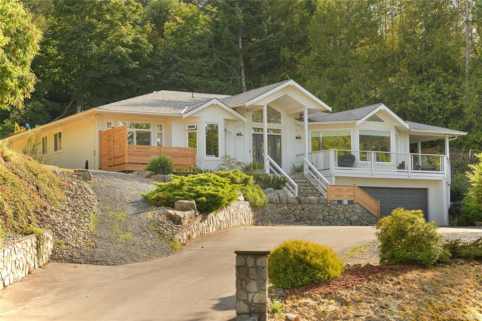 1238 Bluebell Pl, North Saanich, BC