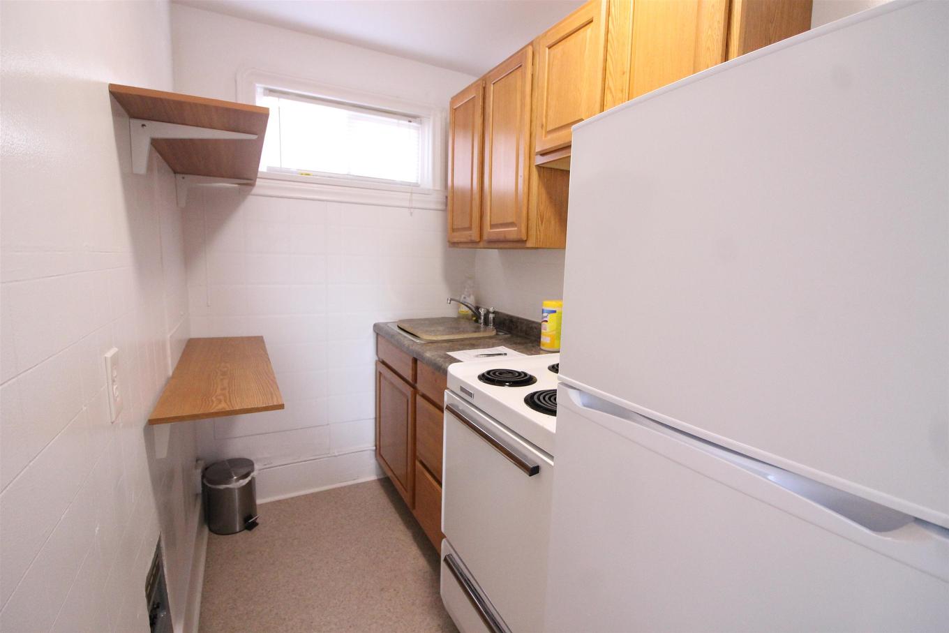 50 Ontario Street, Thunder Bay, ON - Indoor Photo Showing Kitchen