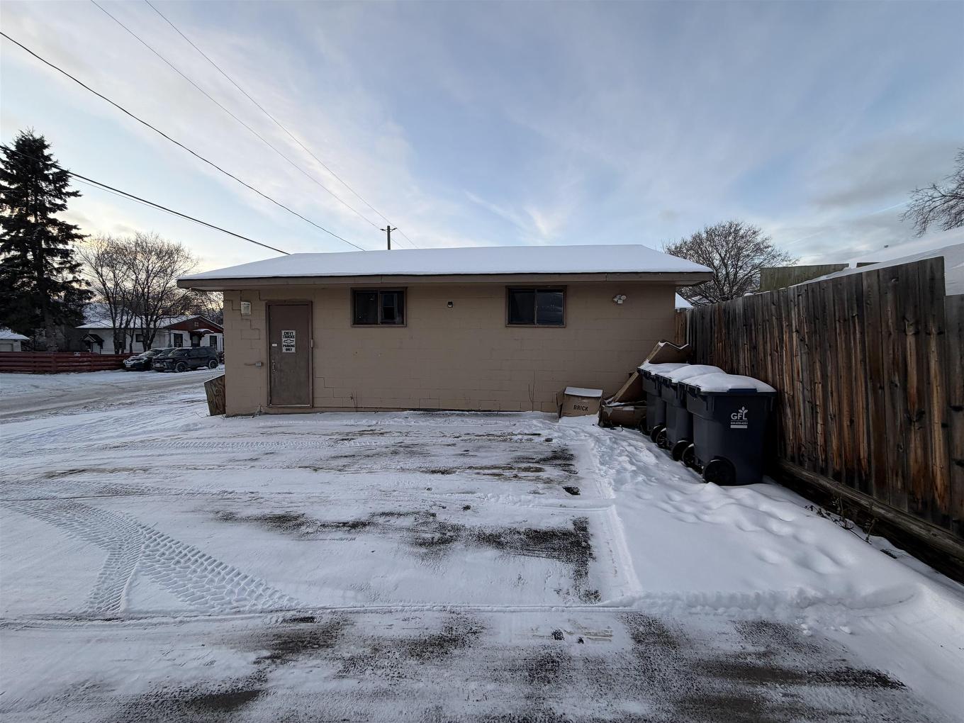 50 Ontario Street, Thunder Bay, ON - Outdoor