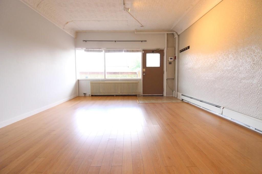 50 Ontario Street, Thunder Bay, ON - Indoor Photo Showing Garage