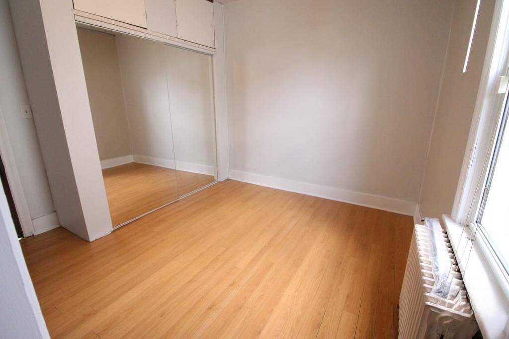 50 Ontario Street, Thunder Bay, ON - Indoor Photo Showing Other Room