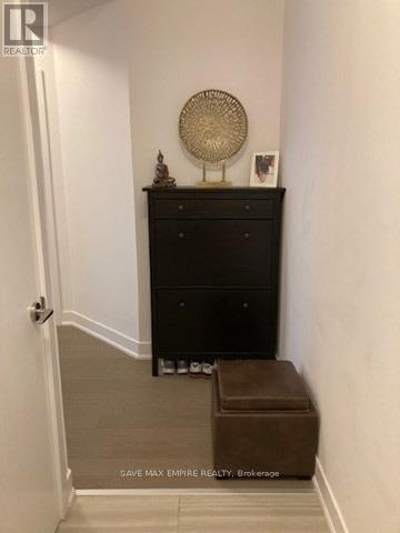 204 - 1486 Bathrust Street, Toronto, ON - Indoor