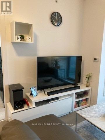 204 - 1486 Bathrust Street, Toronto, ON - Indoor