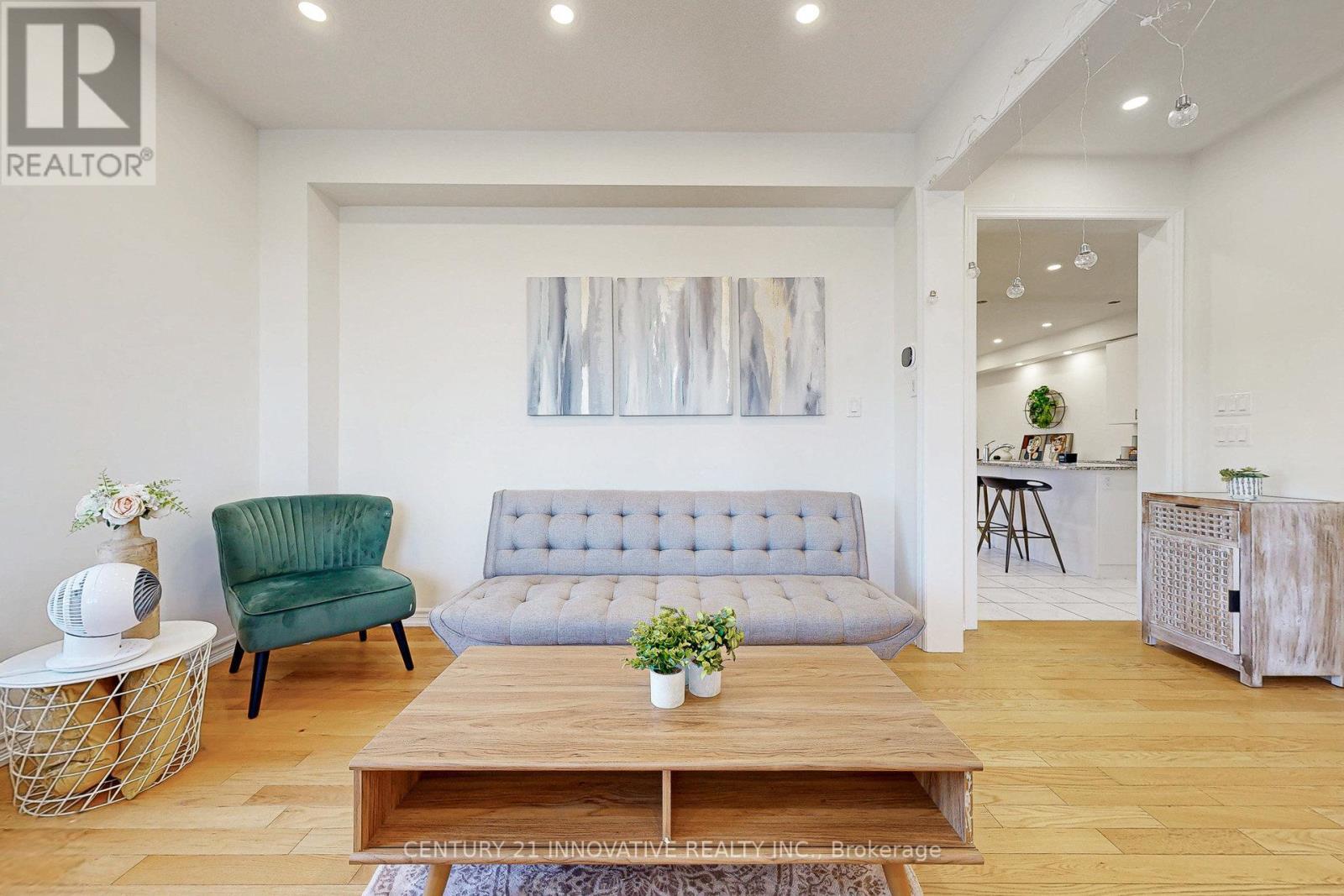 1173 Church Street N, Ajax, ON - Indoor Photo Showing Living Room