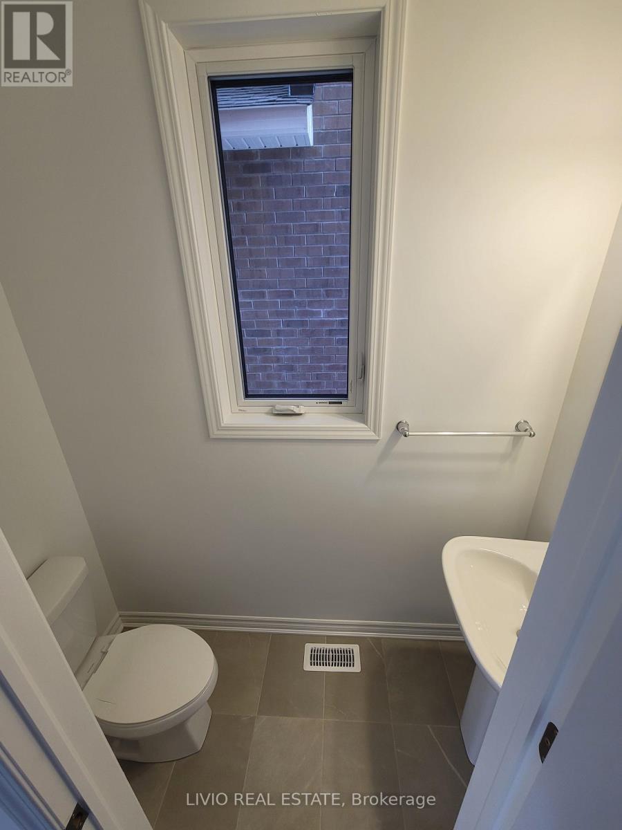 1473 Melville Bonus Crescent, Milton, ON - Indoor Photo Showing Bathroom