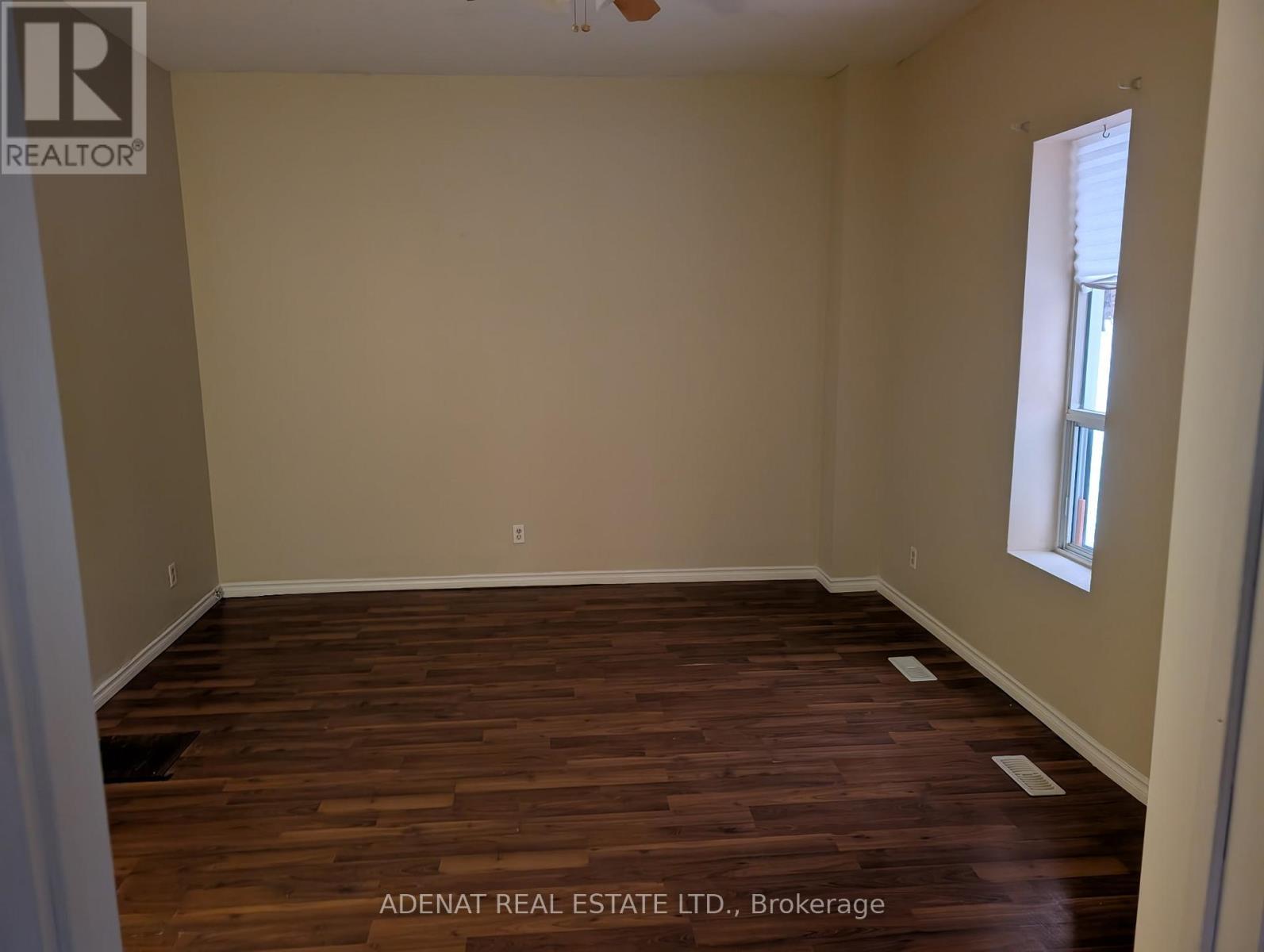 Main Fl - 19734 Airport Road, Caledon, ON - Indoor Photo Showing Other Room