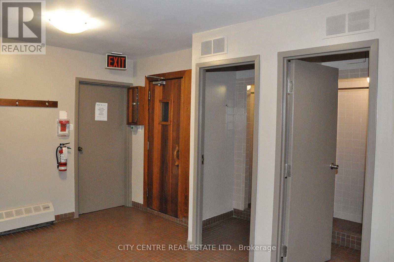 208 - 2900 Battleford Road, Mississauga, ON - Indoor Photo Showing Other Room
