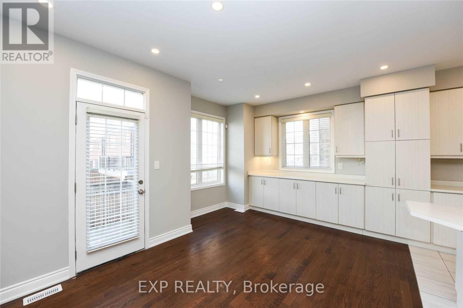 249 Hinton Terrace, Milton, ON - Indoor Photo Showing Other Room