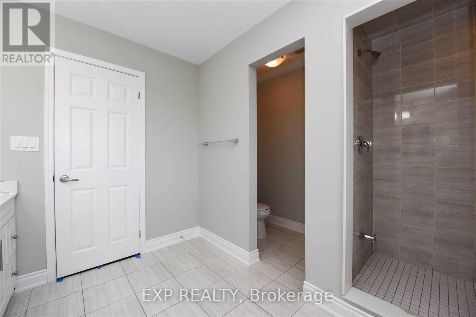 249 Hinton Terrace, Milton, ON - Indoor Photo Showing Bathroom