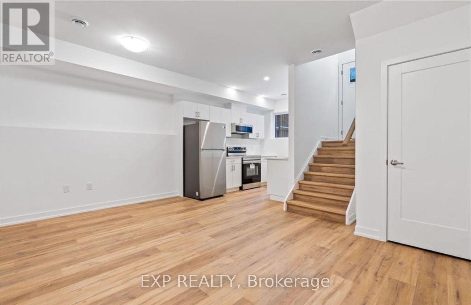 314 - 781 Clare Avenue, Welland, ON - Indoor