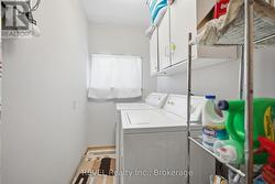 LAUNDRY ROOM -