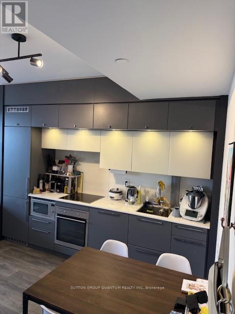 4705 - 15 Grenville Street W, Toronto, ON - Indoor