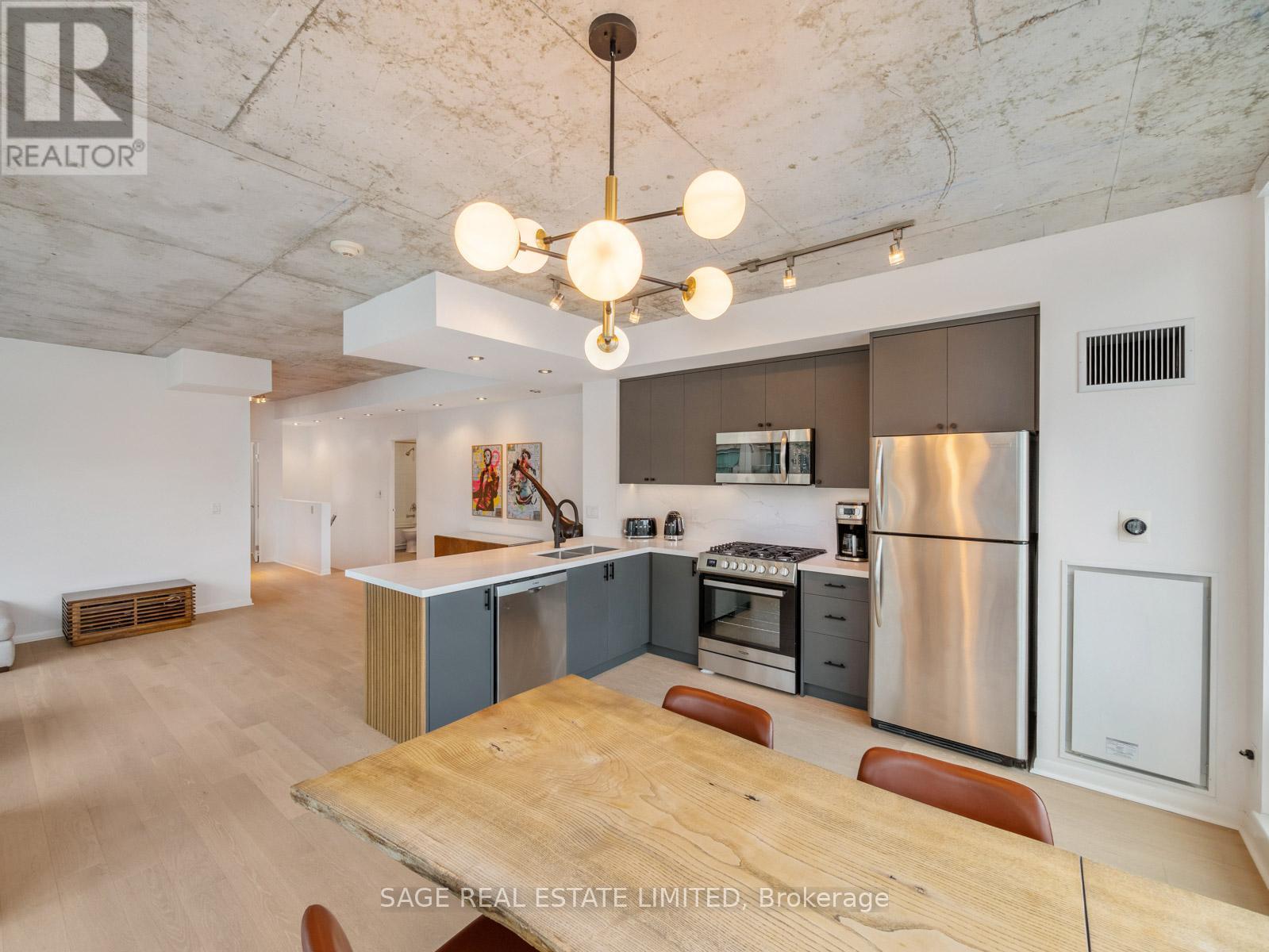 1204 - 333 Adelaide Street E, Toronto, ON - Indoor Photo Showing Kitchen With Stainless Steel Kitchen